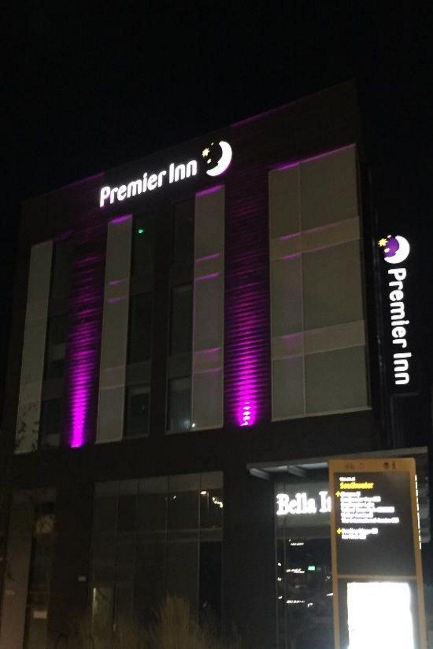 Premier Inn Telford Exterior foto